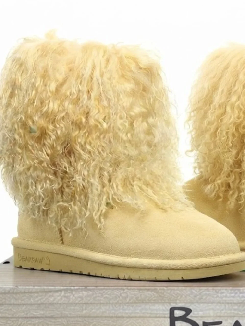 Bearpaw Boo Yellow Shearling Wool Lined Curly Lamb Fur Sherpa Boho Boots 8 NEW